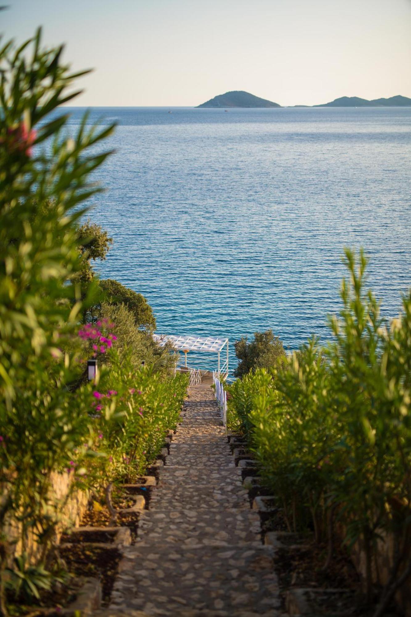 Beachfront White Villa With Private Swimming Pool Kalkan Exterior photo