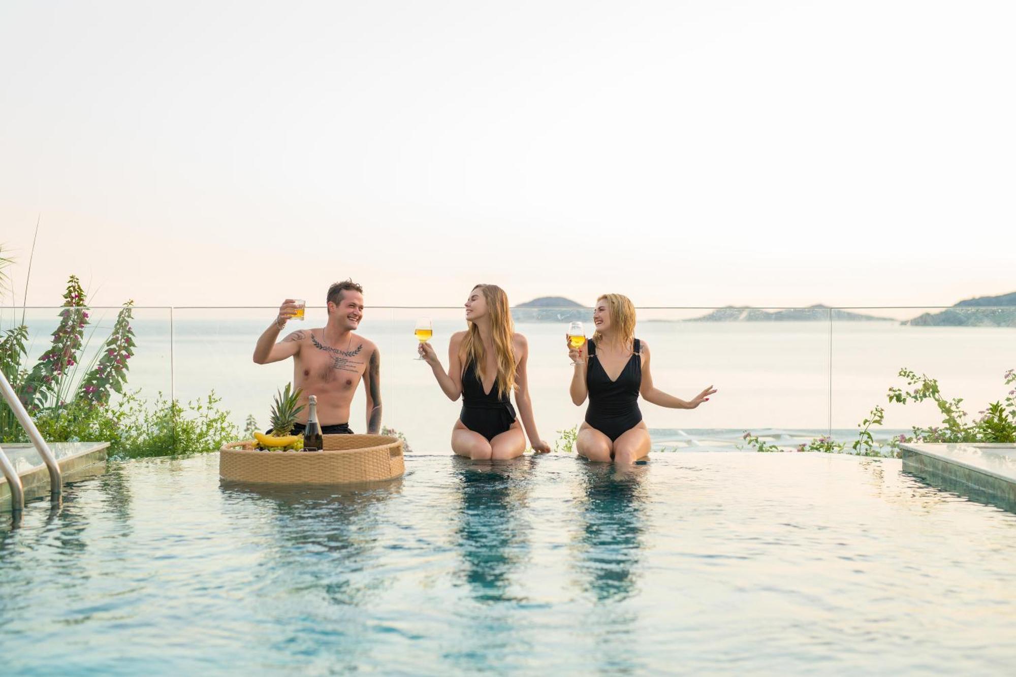 Beachfront White Villa With Private Swimming Pool Kalkan Exterior photo